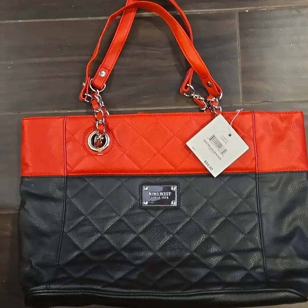 Nine West Quilted Red and Black Tote NWT - Picture 6 of 6